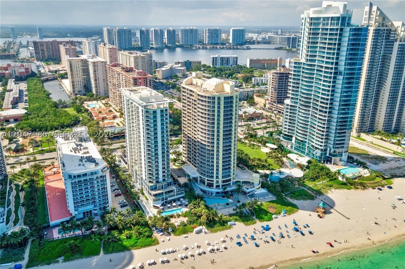 Real estate property located at 17375 Collins Ave #1206, Miami-dade, Ocean Point Beach Club Co, Sunny Isles Beach, FL