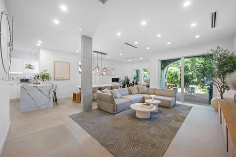 Real estate property located at 3030 208th St, Miami-dade, Aventura Lakes Phase 1, Aventura, FL