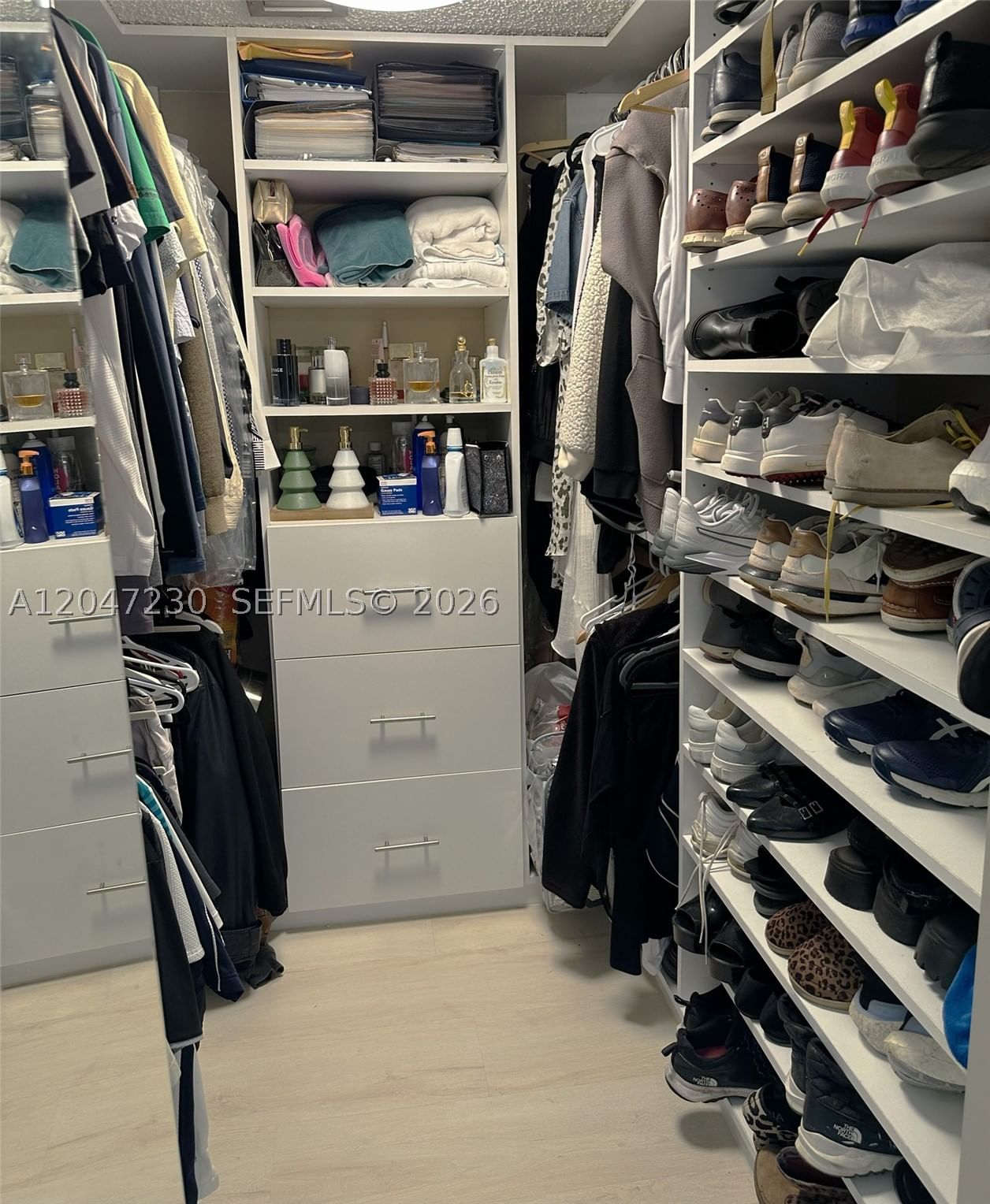 Real estate property located at 18000 Bay Rd #603, Miami-dade, Le Montcalm Condo, Sunny Isles Beach, FL