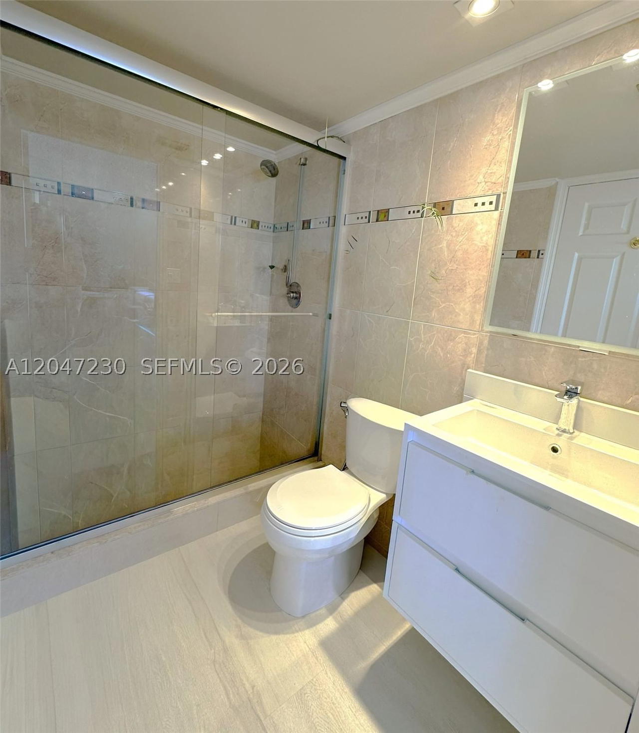 Real estate property located at 18000 Bay Rd #603, Miami-dade, Le Montcalm Condo, Sunny Isles Beach, FL