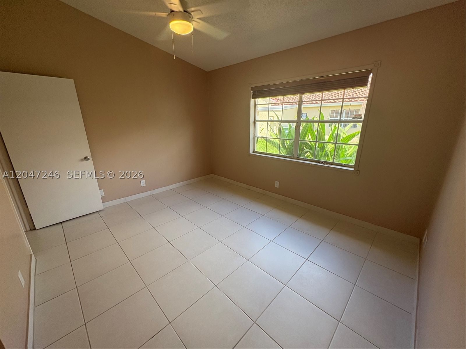 Real estate property located at 1479 Springside Dr, Broward, Country Isles Phase Ii, Weston, FL