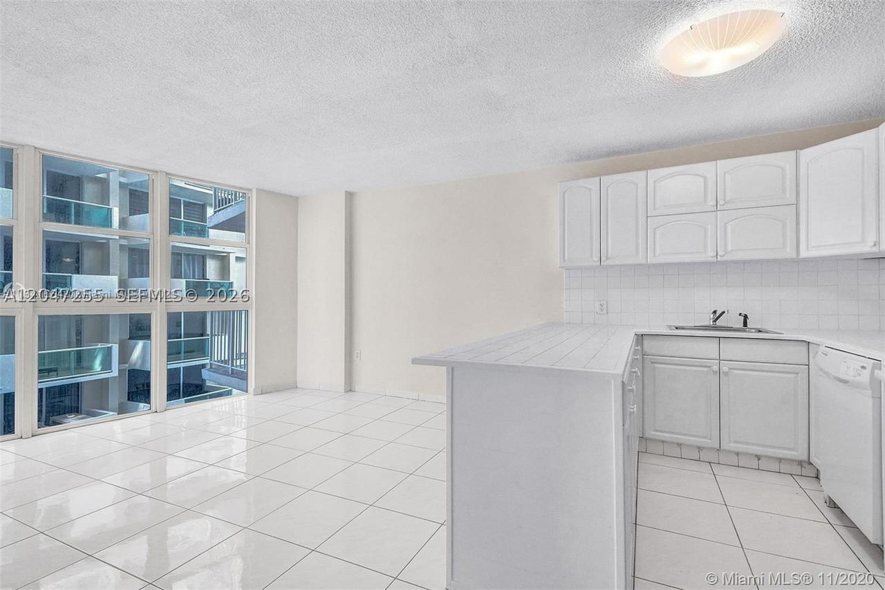 Real estate property located at 1228 West Ave #613, Miami-dade, Bayview Terr Condo, Miami Beach, FL