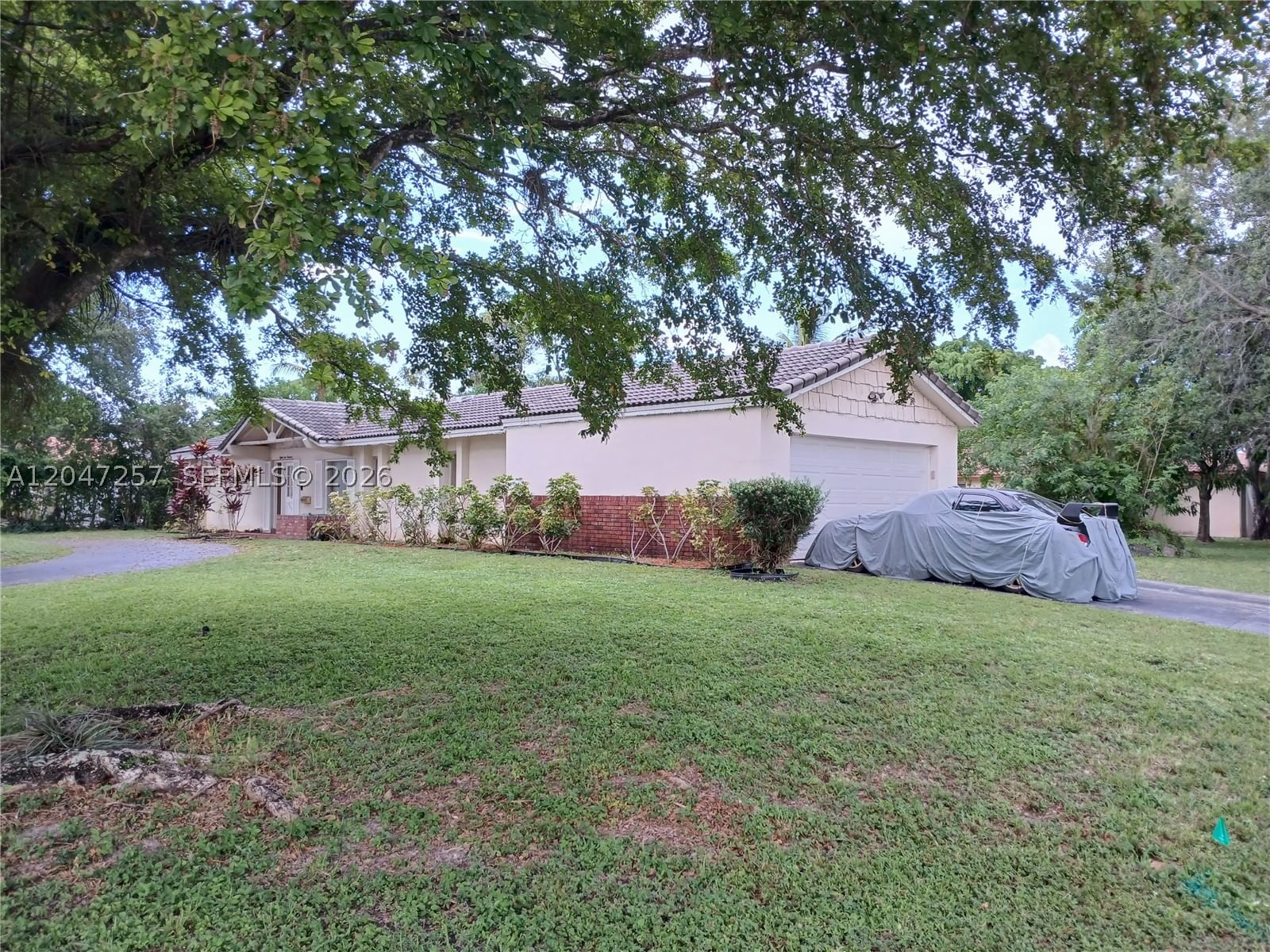 Real estate property located at 8500 38th St, Broward, Coral Springs Ii, Coral Springs, FL