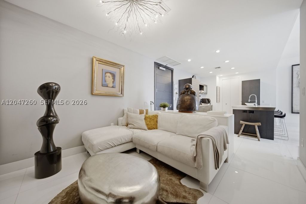 Real estate property located at 200 Biscayne Boulevard Way #5110, Miami-dade, Epic West Condo, Miami, FL