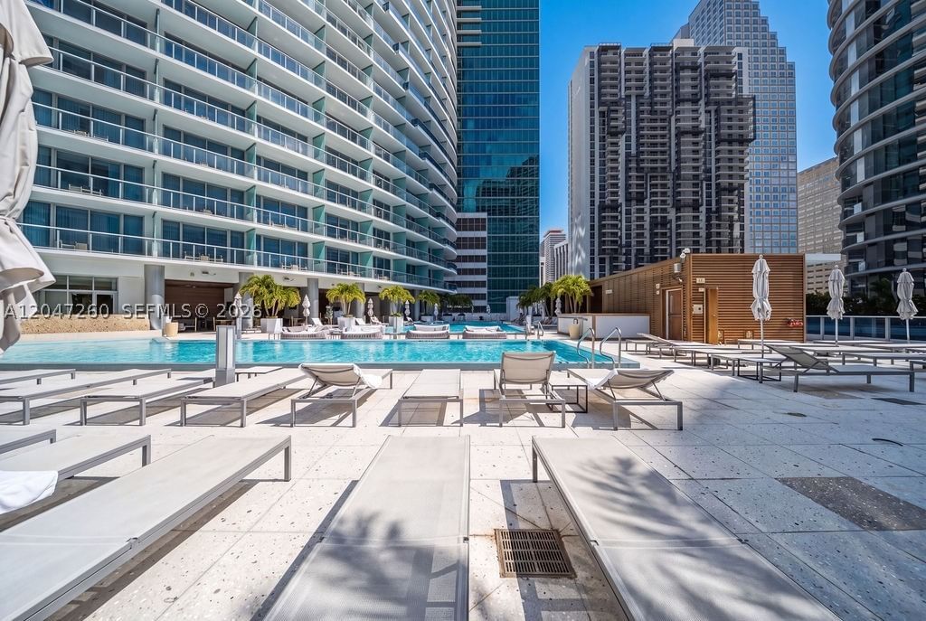 Real estate property located at 200 Biscayne Boulevard Way #5110, Miami-dade, Epic West Condo, Miami, FL
