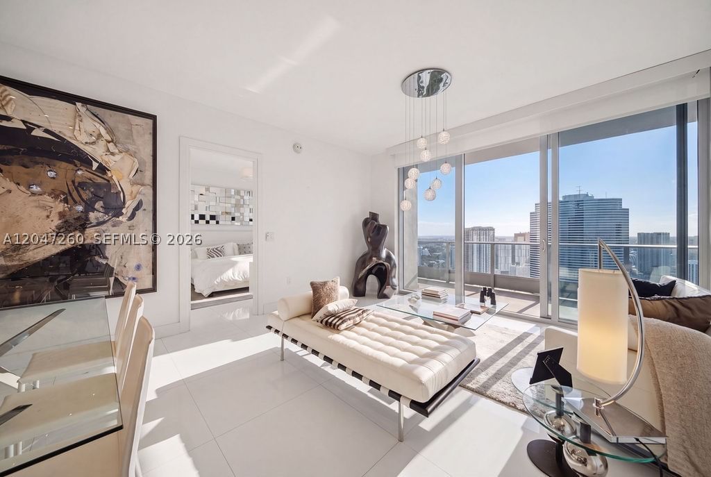 Real estate property located at 200 Biscayne Boulevard Way #5110, Miami-dade, Epic West Condo, Miami, FL