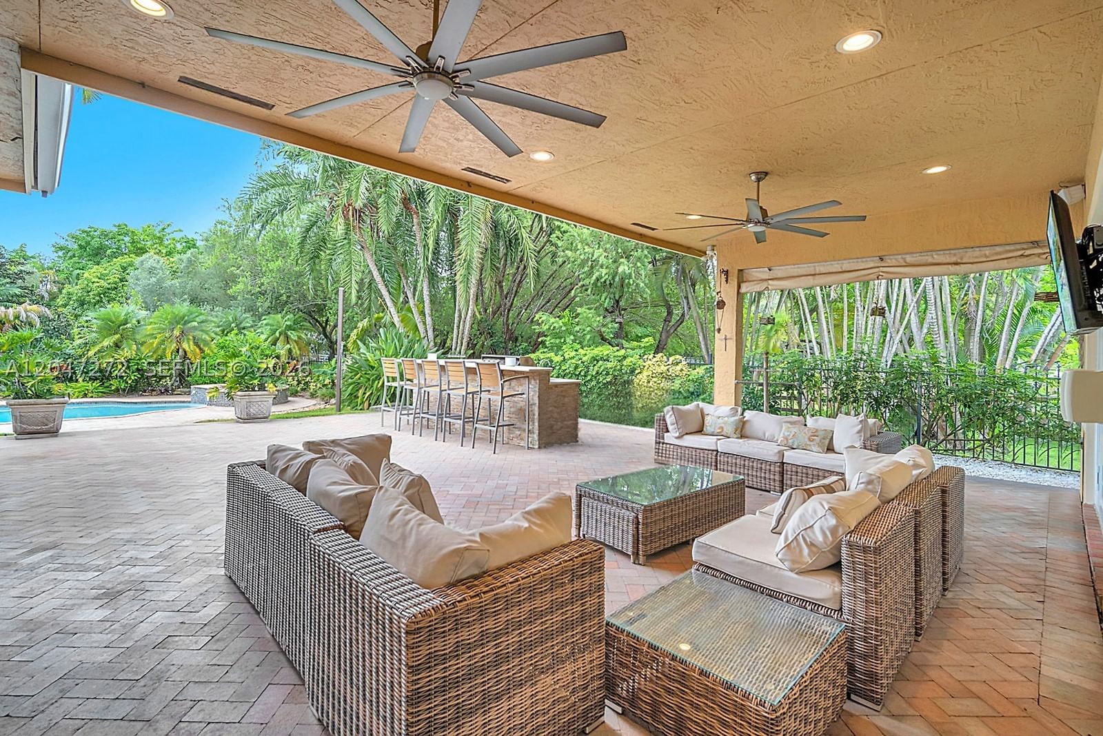 Real estate property located at 17710 63rd Mnr, Broward, Rolling Oaks, Southwest Ranches, FL