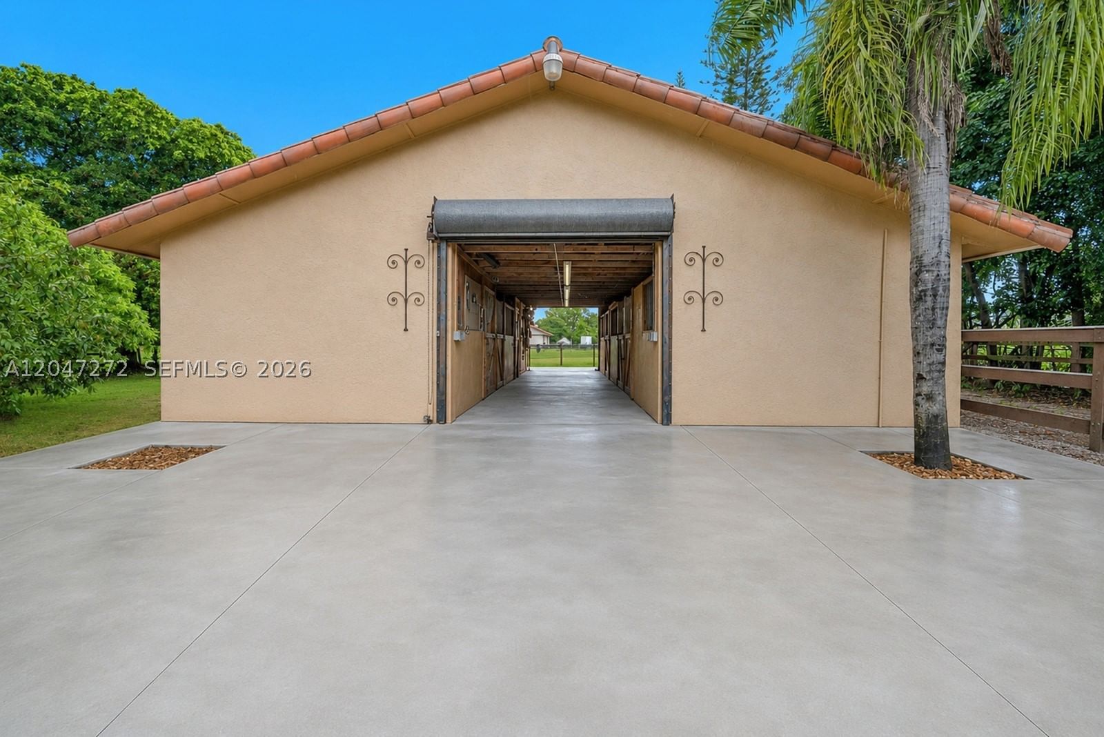 Real estate property located at 17710 63rd Mnr, Broward, Rolling Oaks, Southwest Ranches, FL