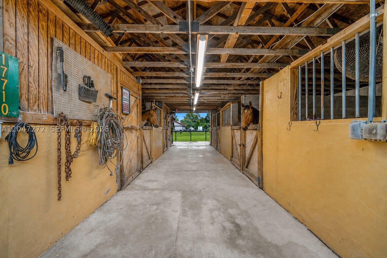 Real estate property located at 17710 63rd Mnr, Broward, Rolling Oaks, Southwest Ranches, FL