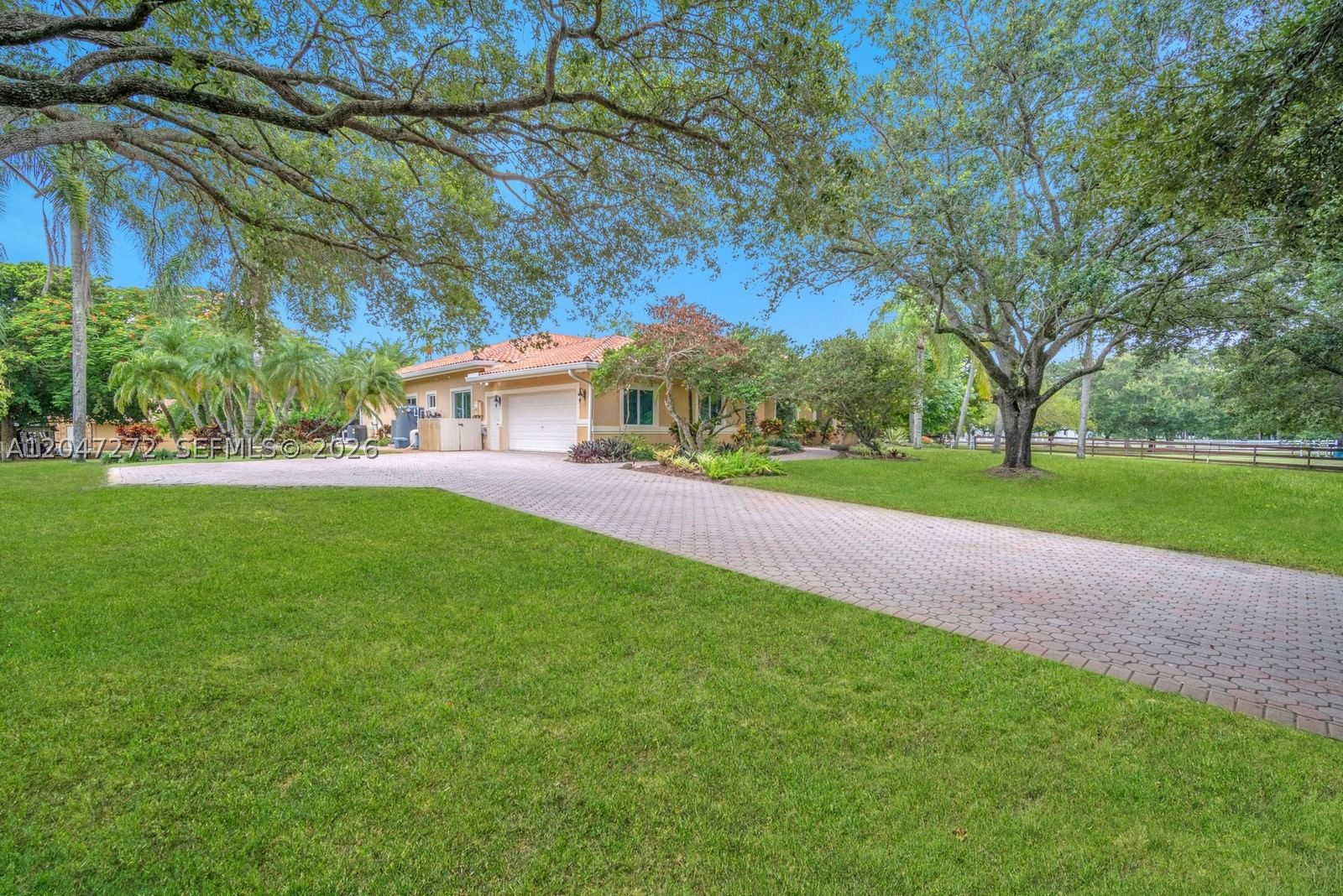 Real estate property located at 17710 63rd Mnr, Broward, Rolling Oaks, Southwest Ranches, FL