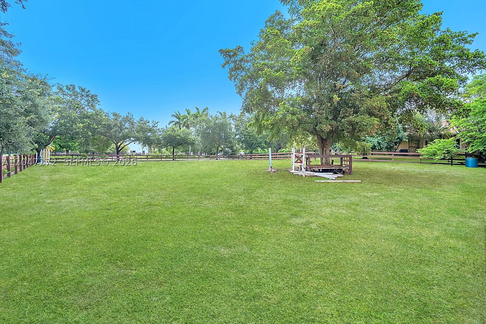 Real estate property located at 17710 63rd Mnr, Broward, Rolling Oaks, Southwest Ranches, FL