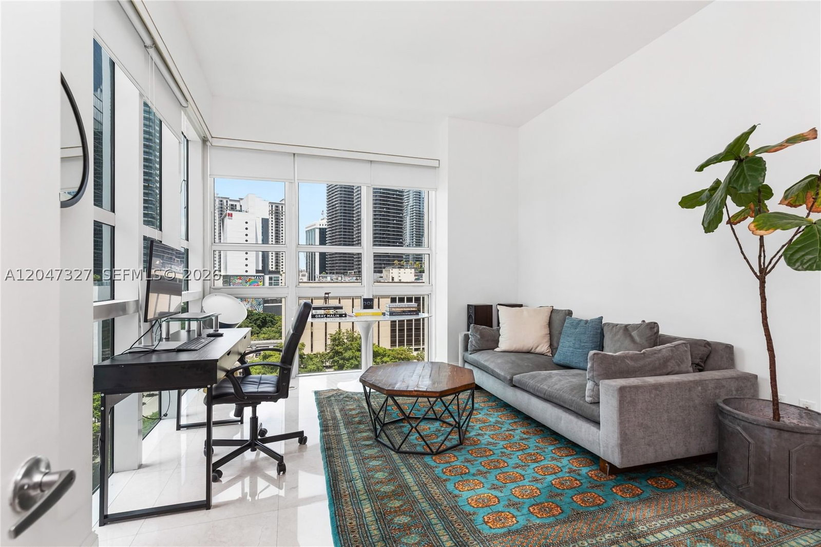 Real estate property located at 951 Brickell Ave #1011, Miami-dade, The Plaza 901 Brickell Co, Miami, FL