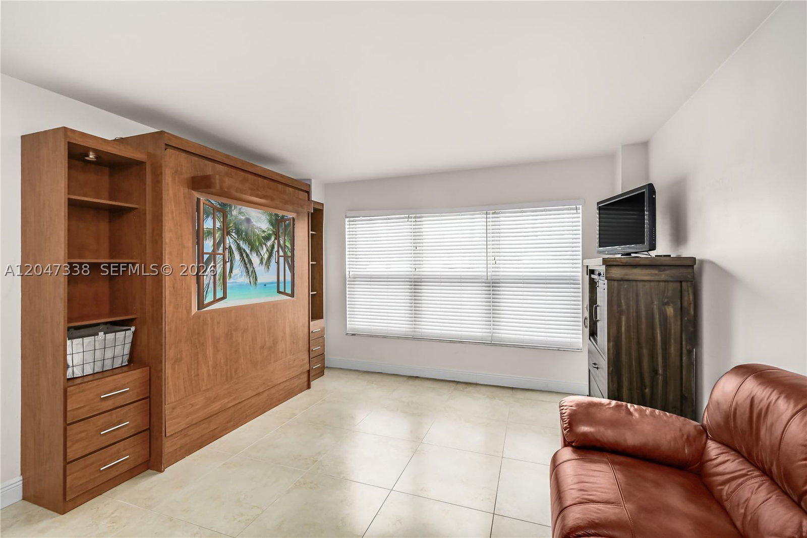 Real estate property located at 405 Ocean Blvd #117, Broward, Parliament House Condo, Pompano Beach, FL