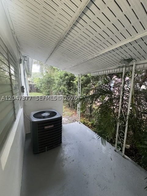 Real estate property located at 6901 Thomas St, Broward, Driftwood Acres No 20, Hollywood, FL