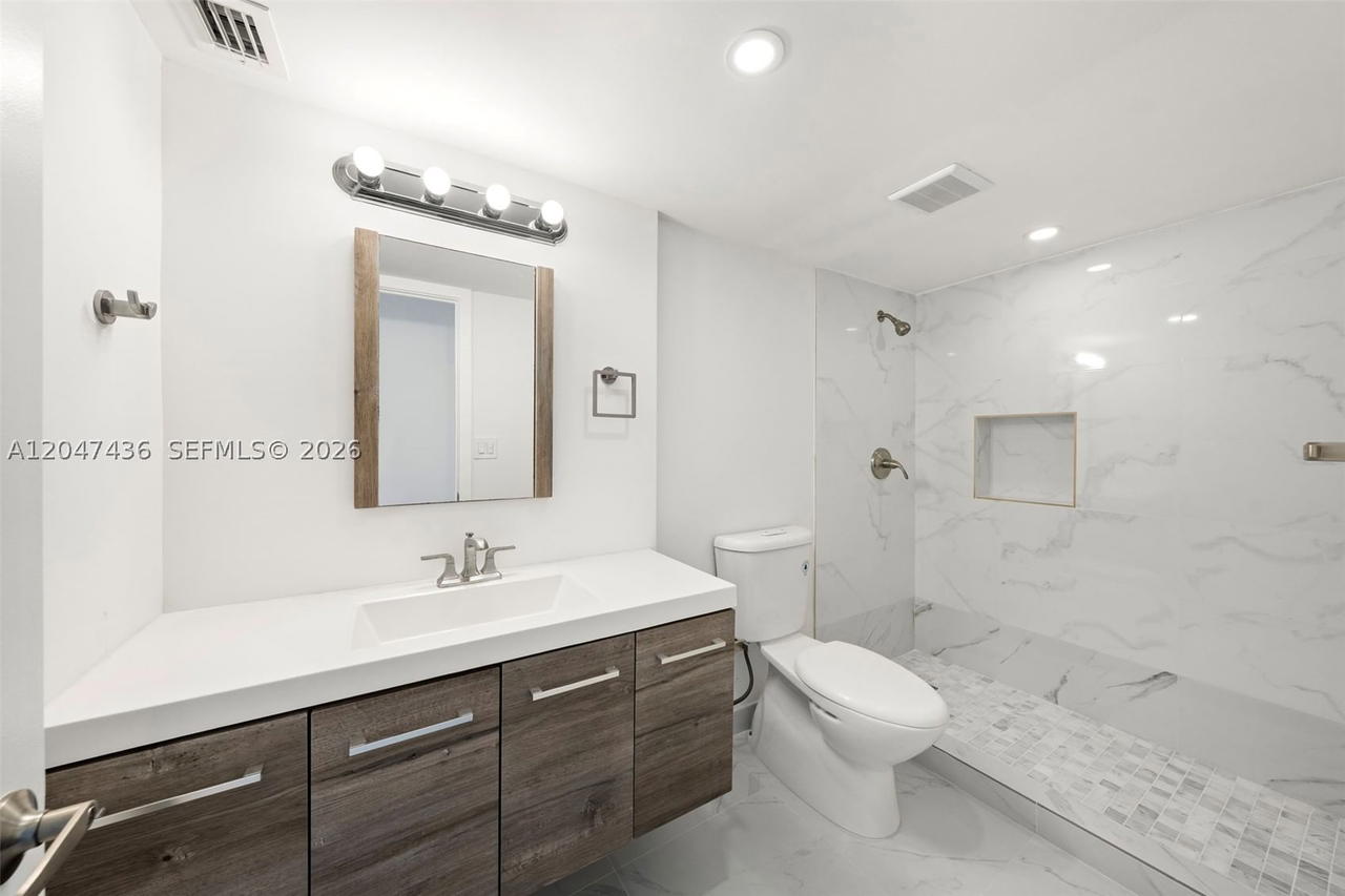 Real estate property located at 2555 Collins Ave #706, Miami-dade, Club Atlantis Condo, Miami Beach, FL