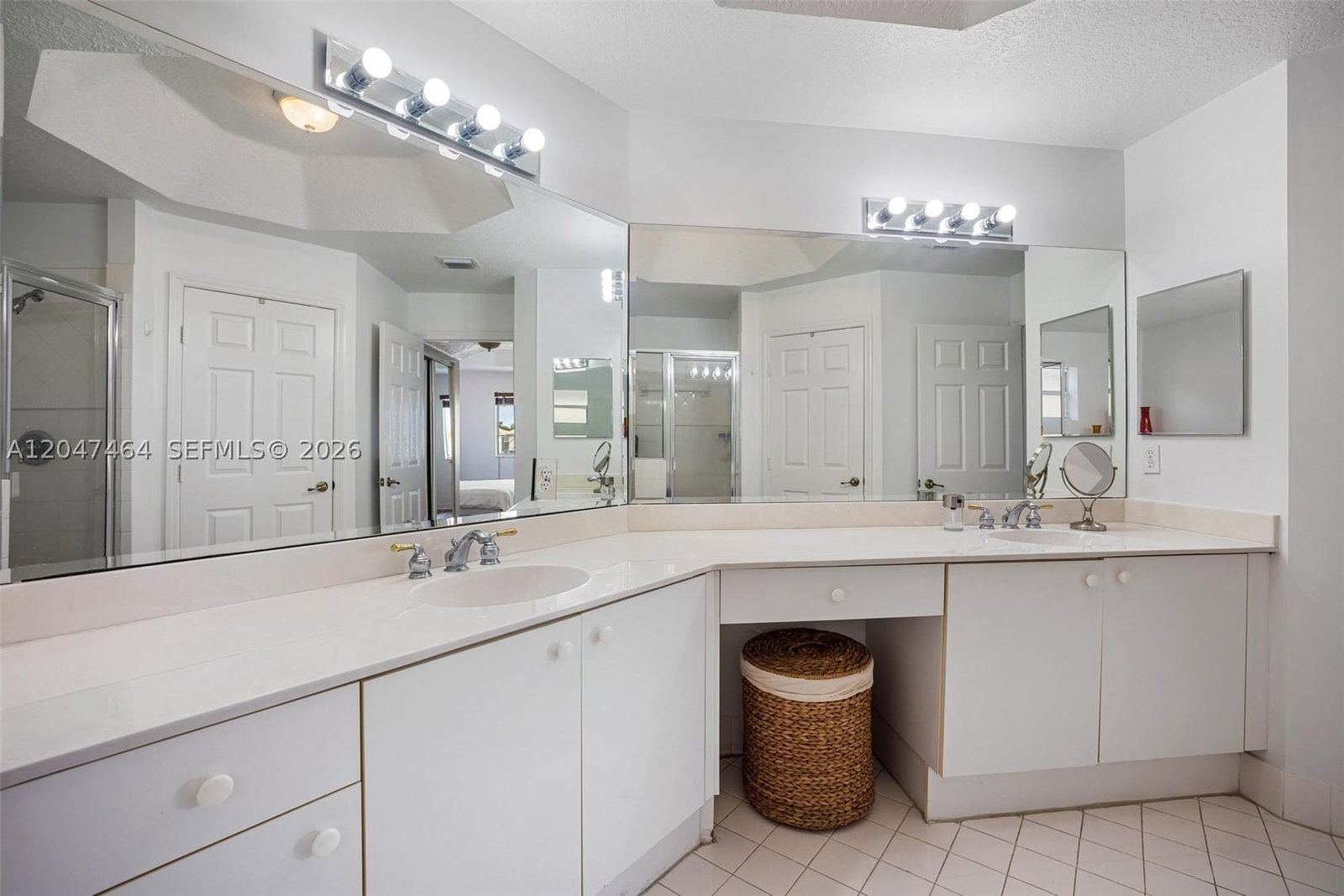 Real estate property located at , Miami-dade, Doral Isles St Lucia, Doral, FL