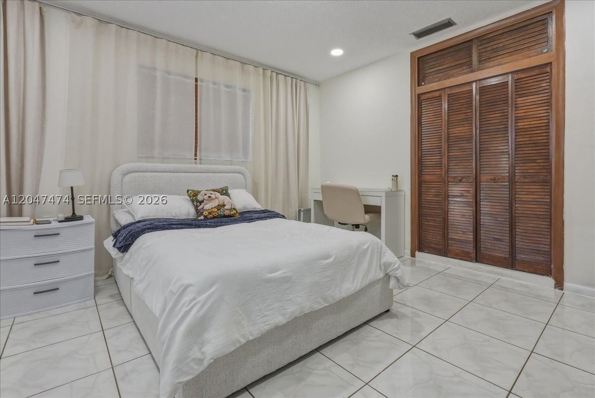 Real estate property located at 7850 16th Ave, Miami-dade, Palm Springs Lakes 5th Ad, Hialeah, FL