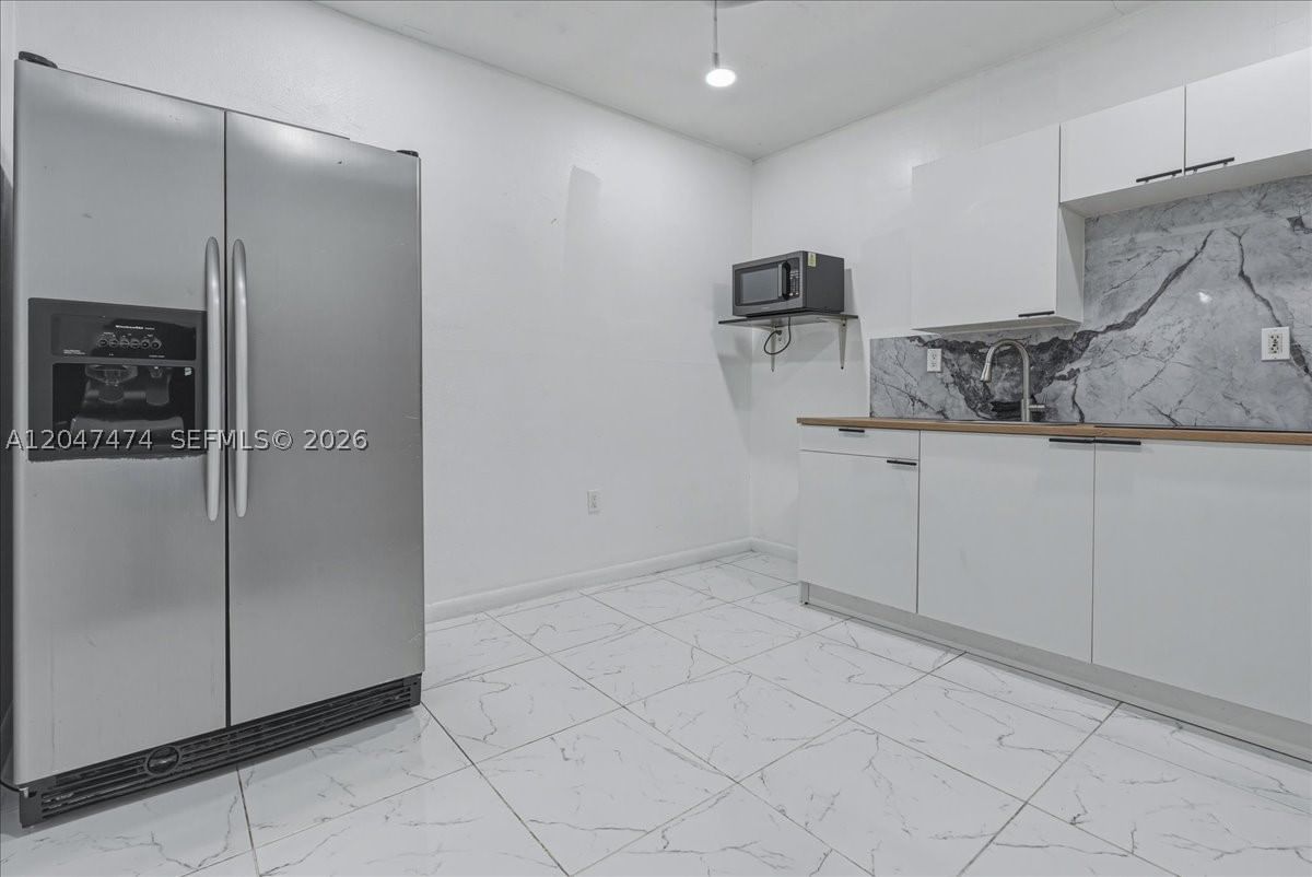 Real estate property located at 7850 16th Ave, Miami-dade, Palm Springs Lakes 5th Ad, Hialeah, FL