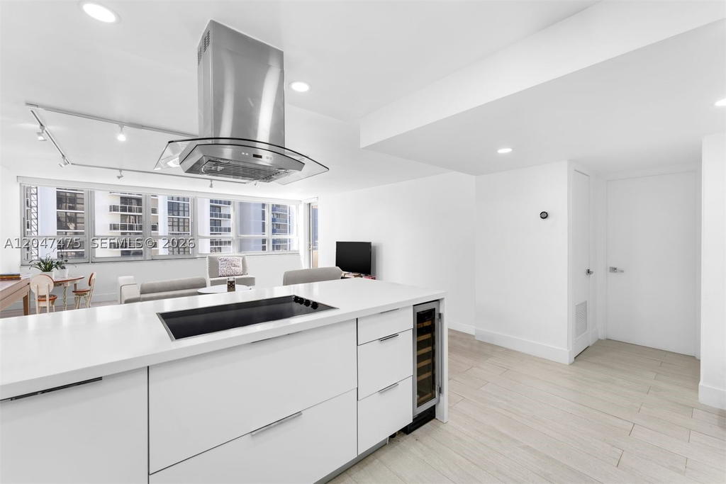 Real estate property located at 11 Island Ave #1009, Miami-dade, Costa Brava Condo, Miami Beach, FL