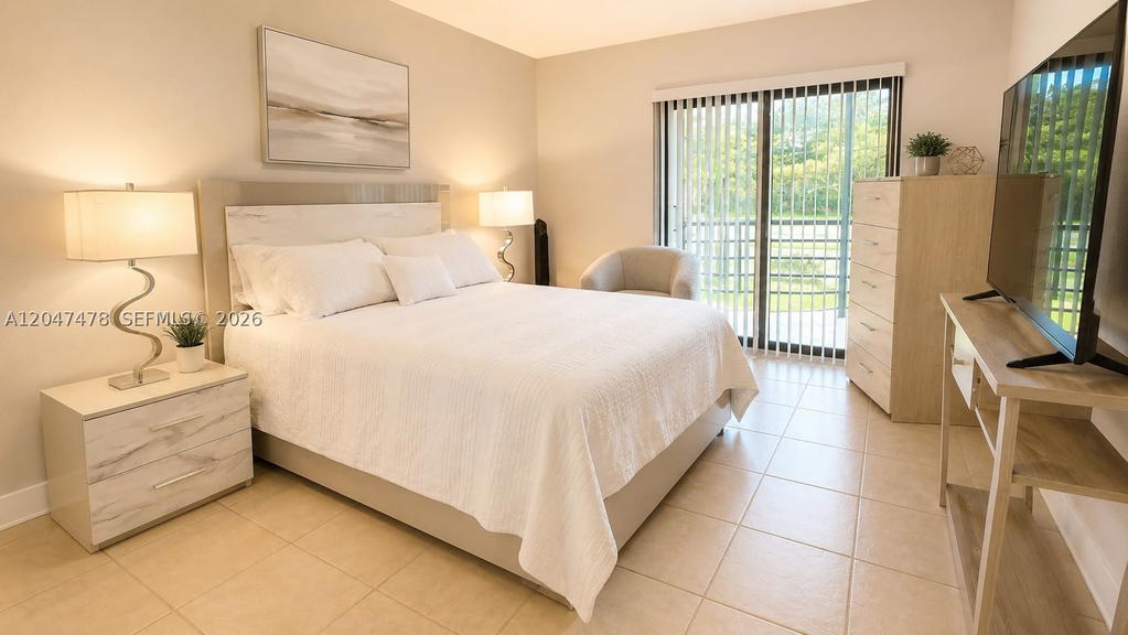 Real estate property located at 6655 Broward Blvd #206, Broward, Plantation Club D Condo, Plantation, FL