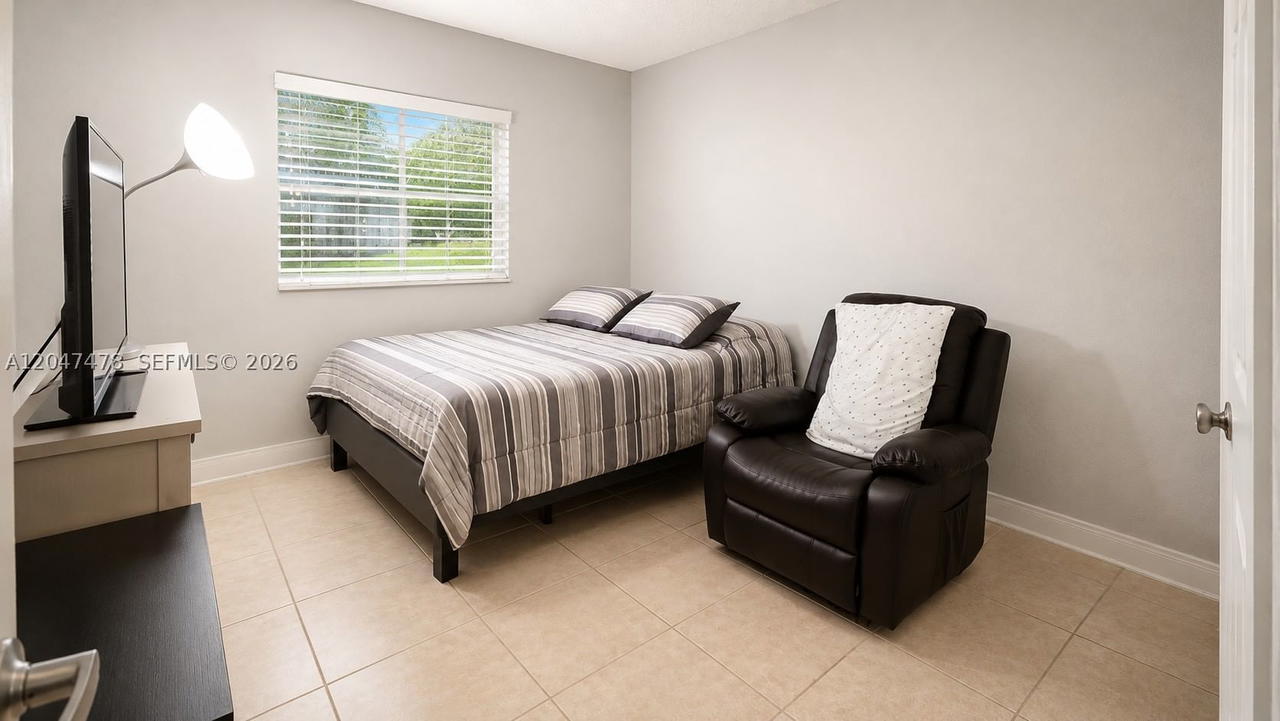 Real estate property located at 6655 Broward Blvd #206, Broward, Plantation Club D Condo, Plantation, FL