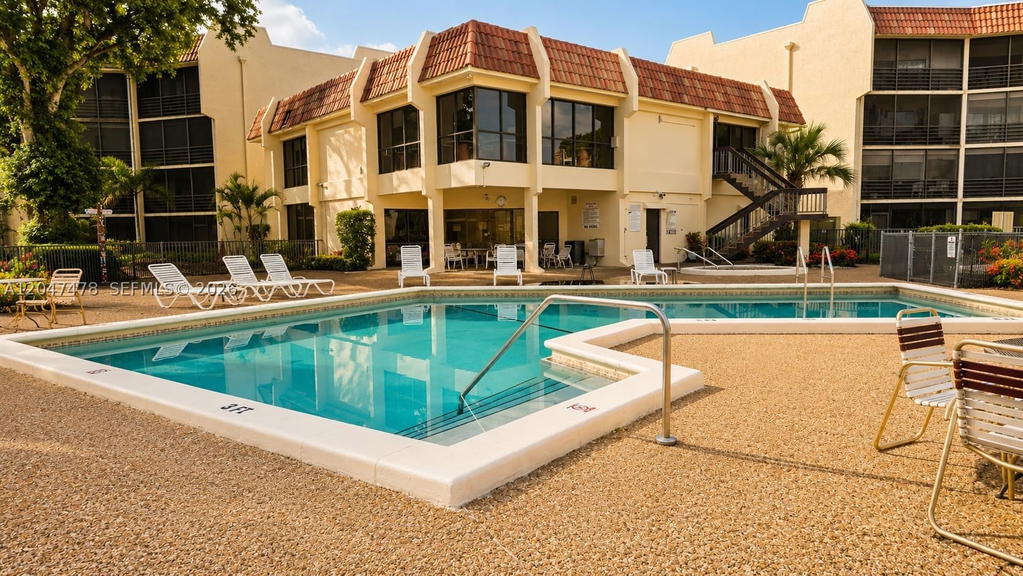 Real estate property located at 6655 Broward Blvd #206, Broward, Plantation Club D Condo, Plantation, FL