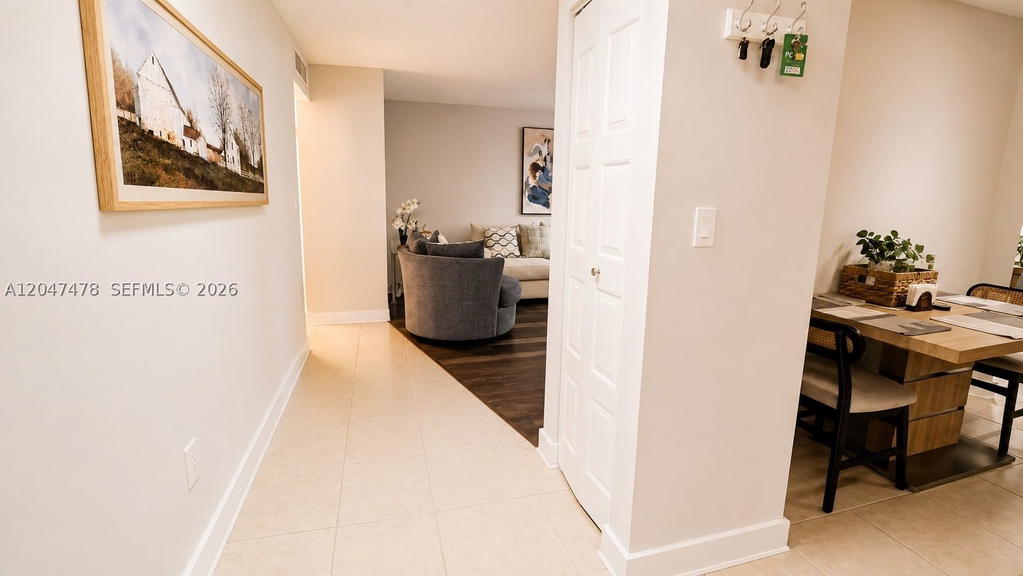 Real estate property located at 6655 Broward Blvd #206, Broward, Plantation Club D Condo, Plantation, FL