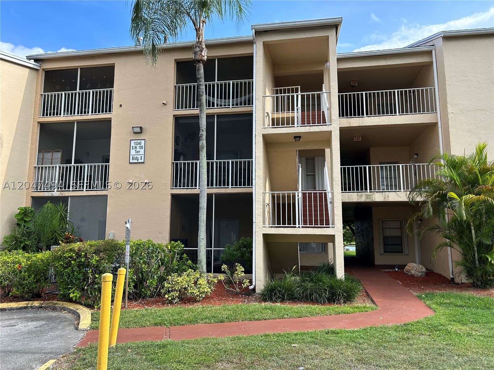 Real estate property located at 15340 106th Ter #817, Miami-dade, Hammocks Trails Condo, Miami, FL