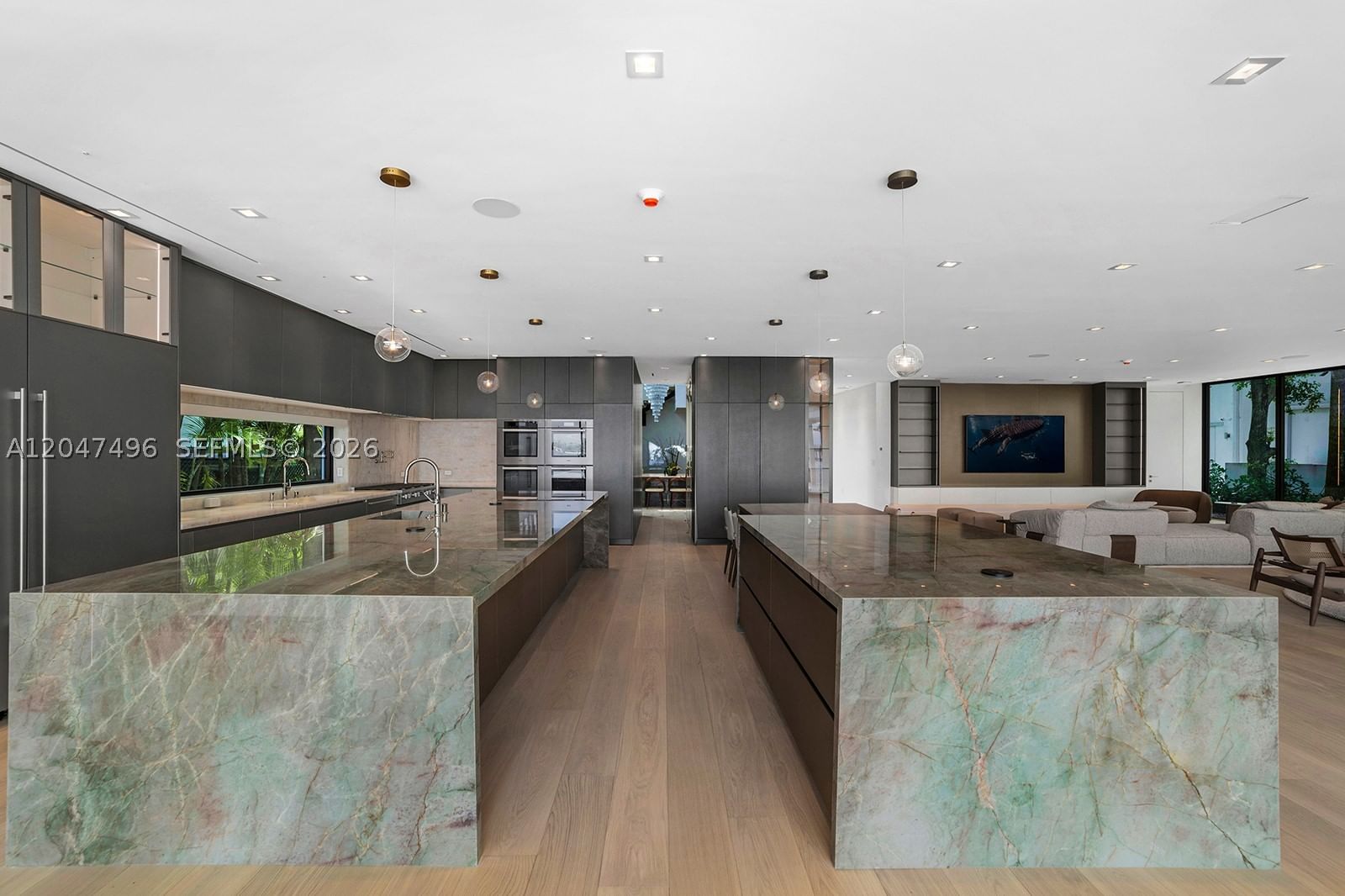 Real estate property located at 9720 Broadview Dr, Miami-dade, Bay Harbor Island, Bay Harbor Islands, FL