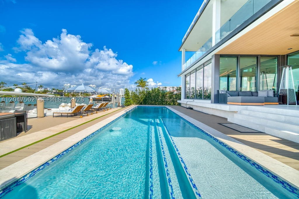 Real estate property located at 7520 Treasure Dr, Miami-dade, Treasure Island, North Bay Village, FL