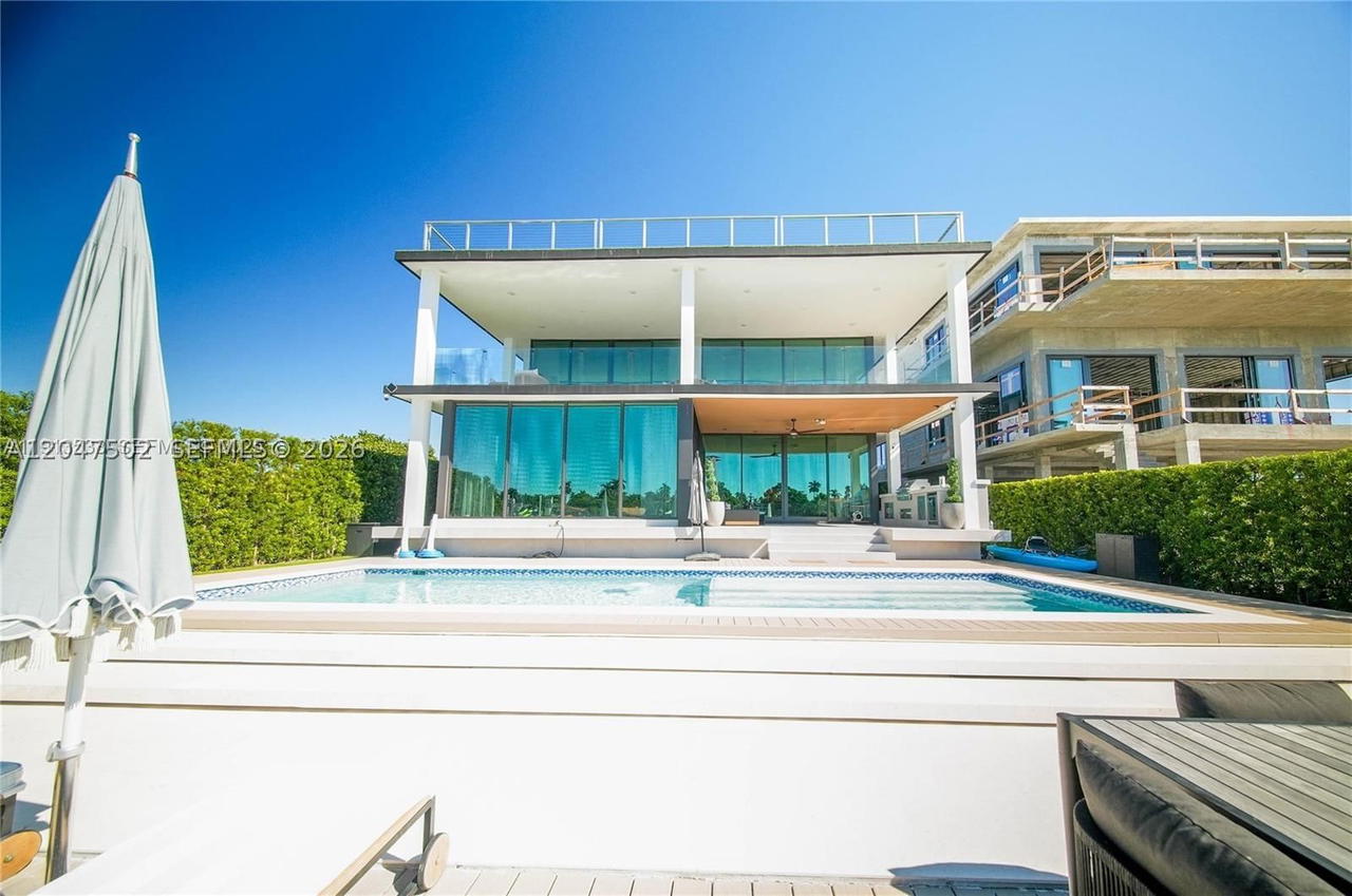 Real estate property located at 7520 Treasure Dr, Miami-dade, Treasure Island, North Bay Village, FL