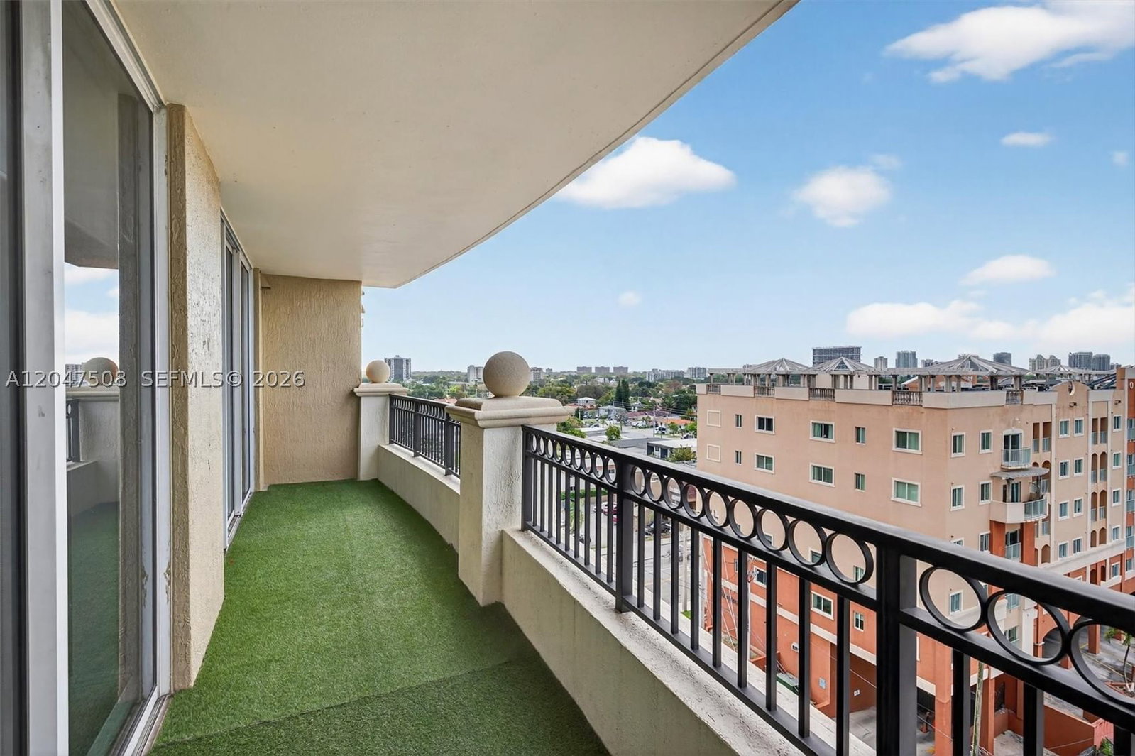 Real estate property located at 3232 Coral Way #903, Miami-dade, Gables Marquis Condo, Miami, FL
