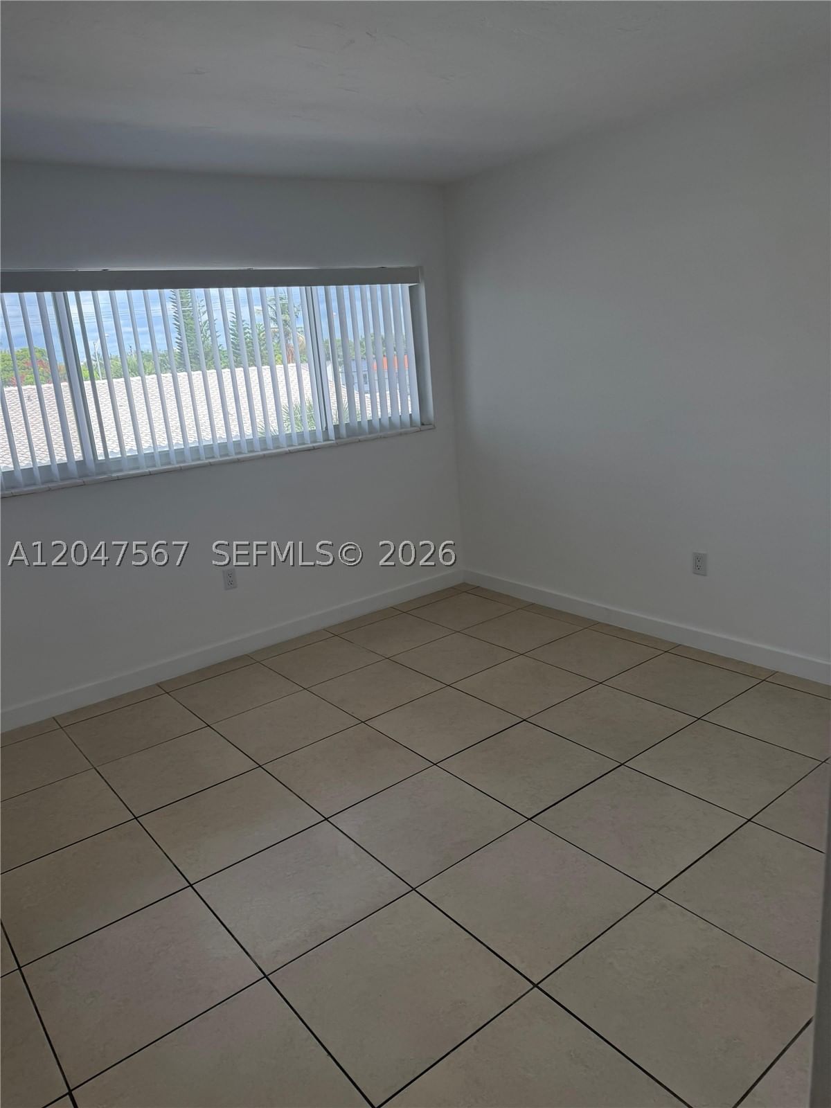 Real estate property located at 2005 Sans Souci Blvd #305, Miami-dade, Claremont Place Condo, North Miami, FL