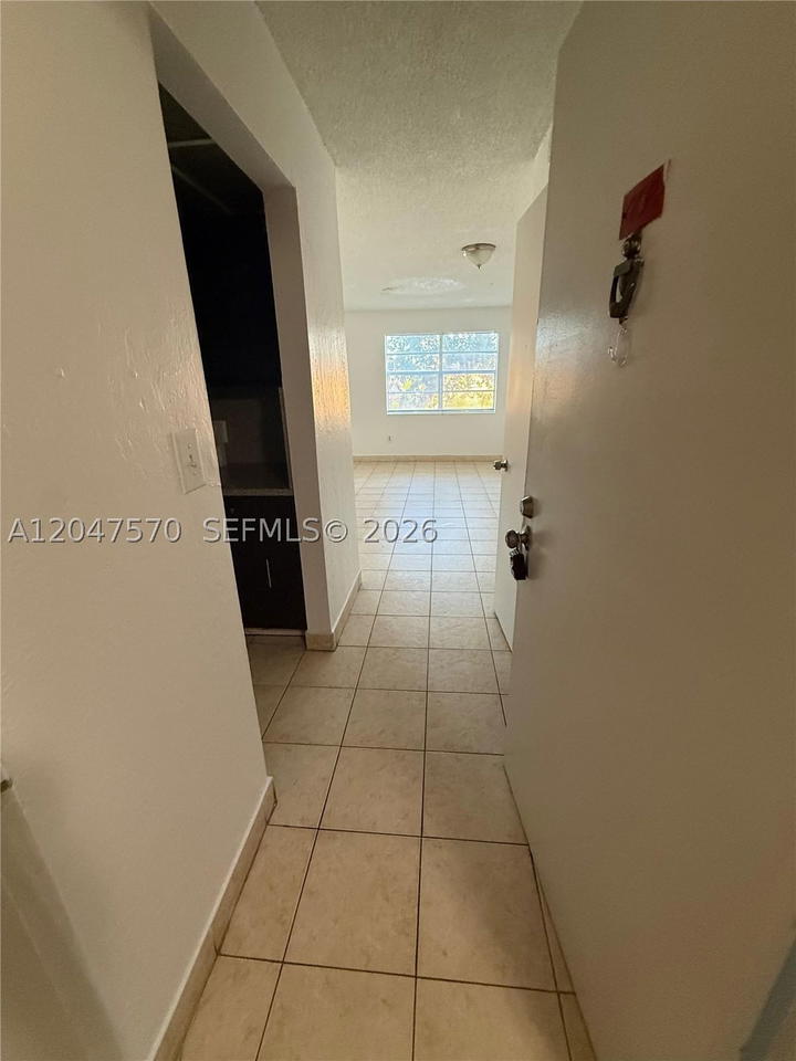 Real estate property located at 1305 53rd St #406, Miami-dade, Villa Catalina Condo, Hialeah, FL