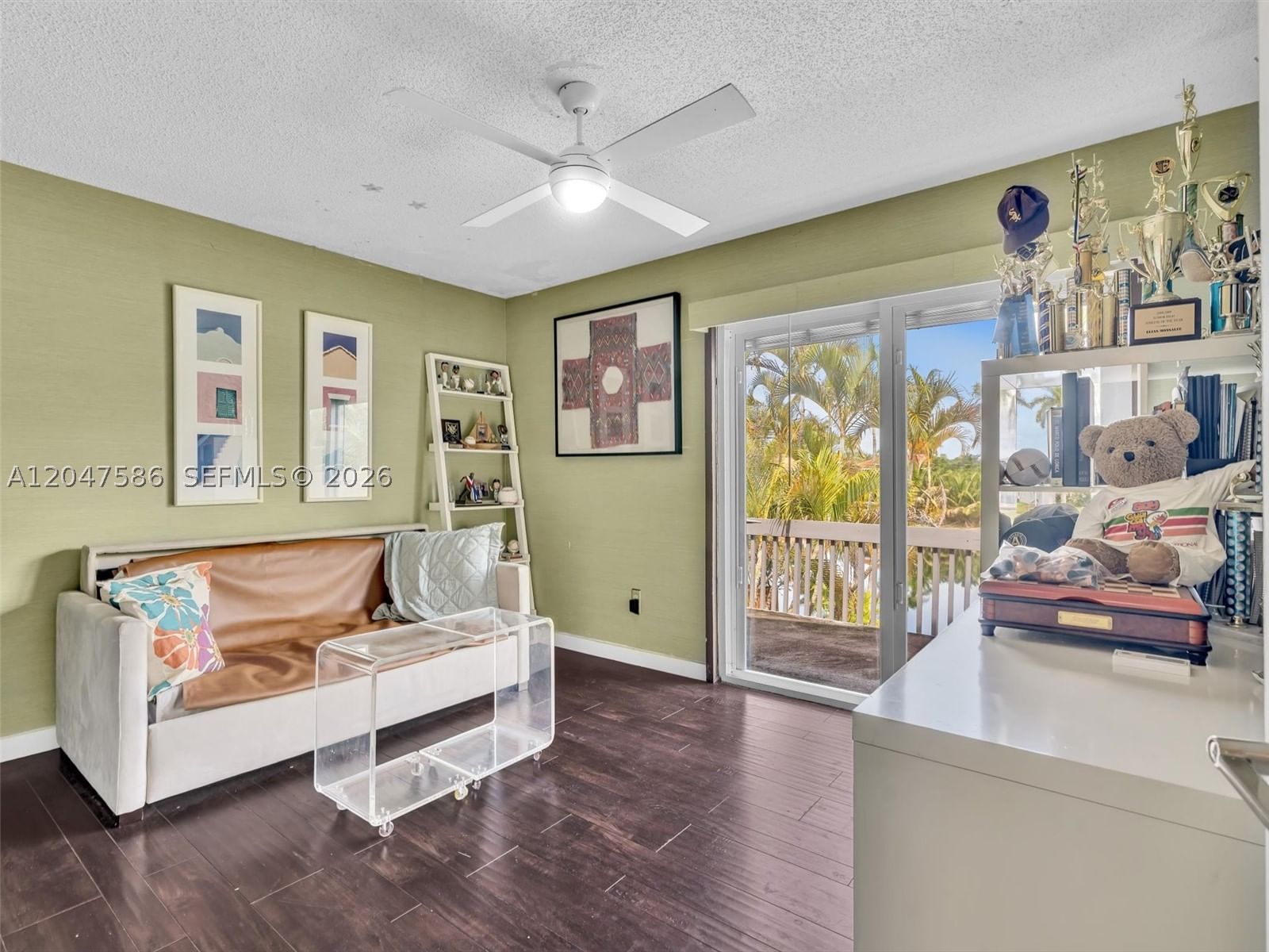 Real estate property located at 4224 148th Pl, Miami-dade, Lakes Of The Meadow Patio, Miami, FL