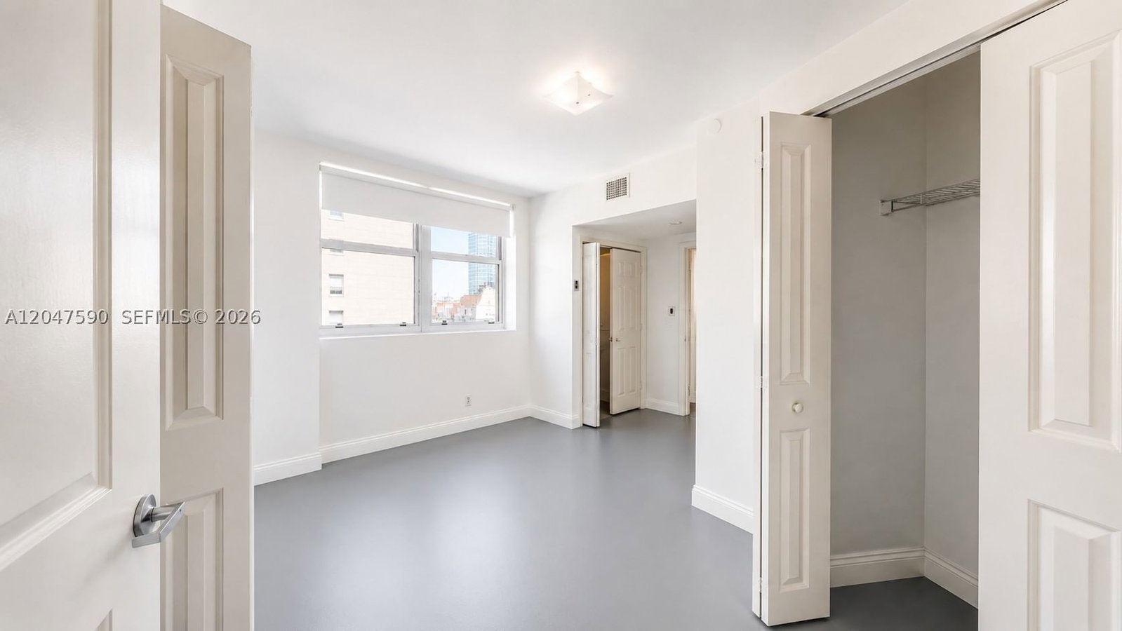 Real estate property located at 111 Flagler St #810, Miami-dade, Flagler First Condo, Miami, FL