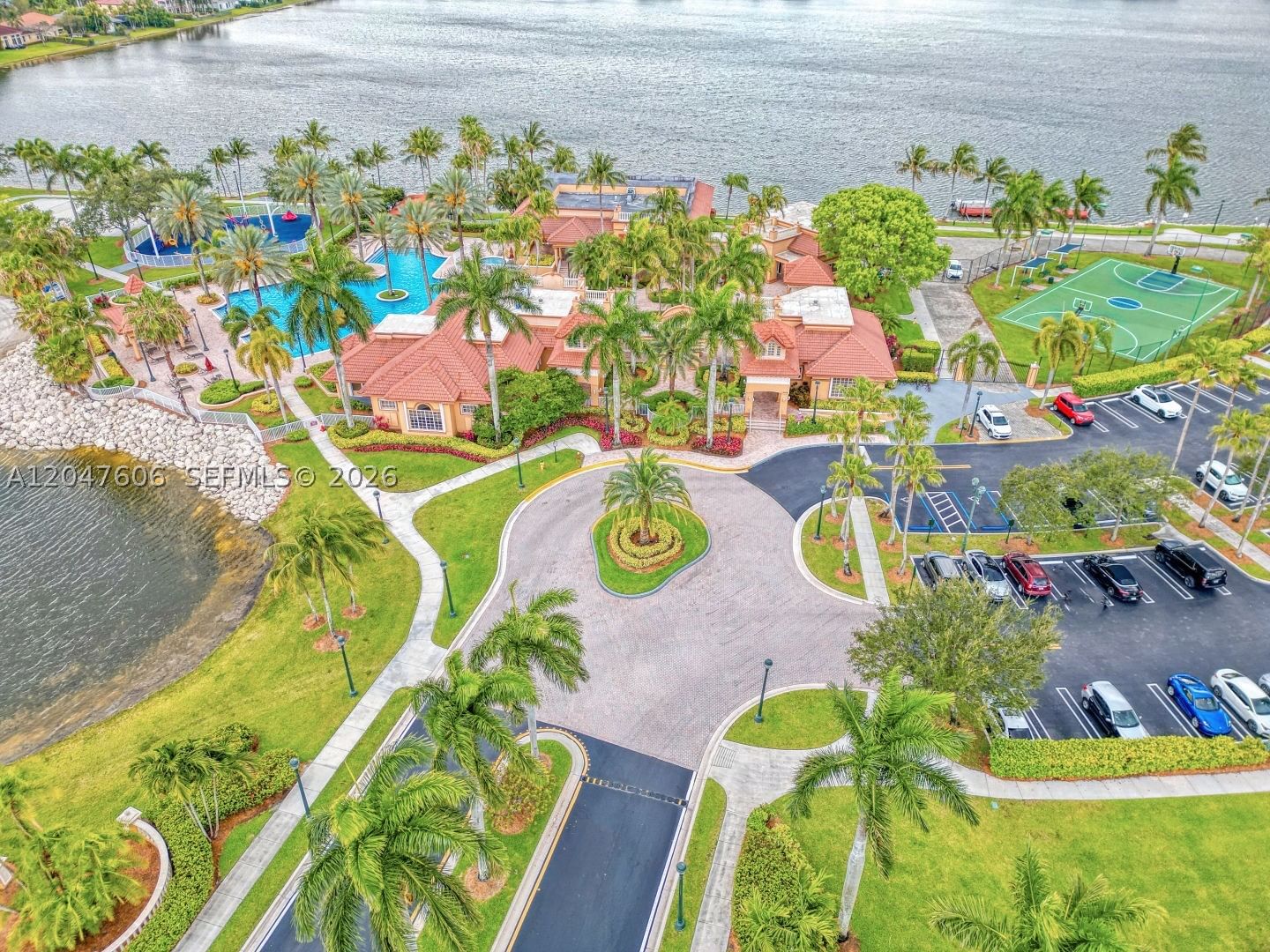 Real estate property located at 3061 189th Ter, Broward, Sunset Lakes Plat One, Miramar, FL