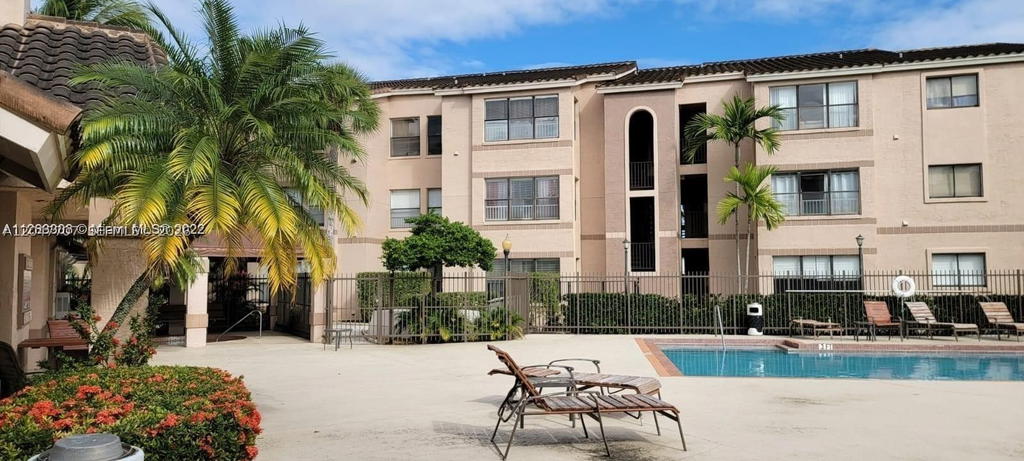 Real estate property located at 2846 University Dr #4308, Broward, Sundance At Davie Condo, Davie, FL