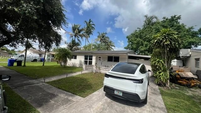 Real estate property located at 3000 72nd Way, Broward, Driftwood Estates No 2, Hollywood, FL