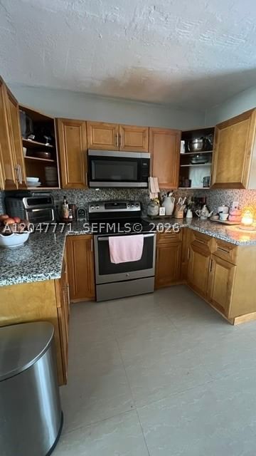 Real estate property located at 3000 72nd Way, Broward, Driftwood Estates No 2, Hollywood, FL