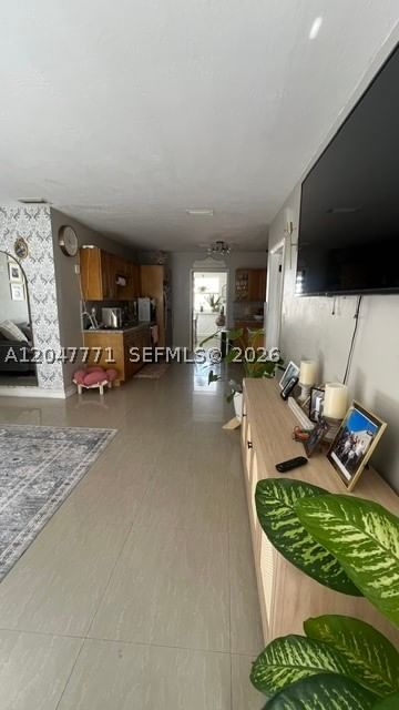 Real estate property located at 3000 72nd Way, Broward, Driftwood Estates No 2, Hollywood, FL