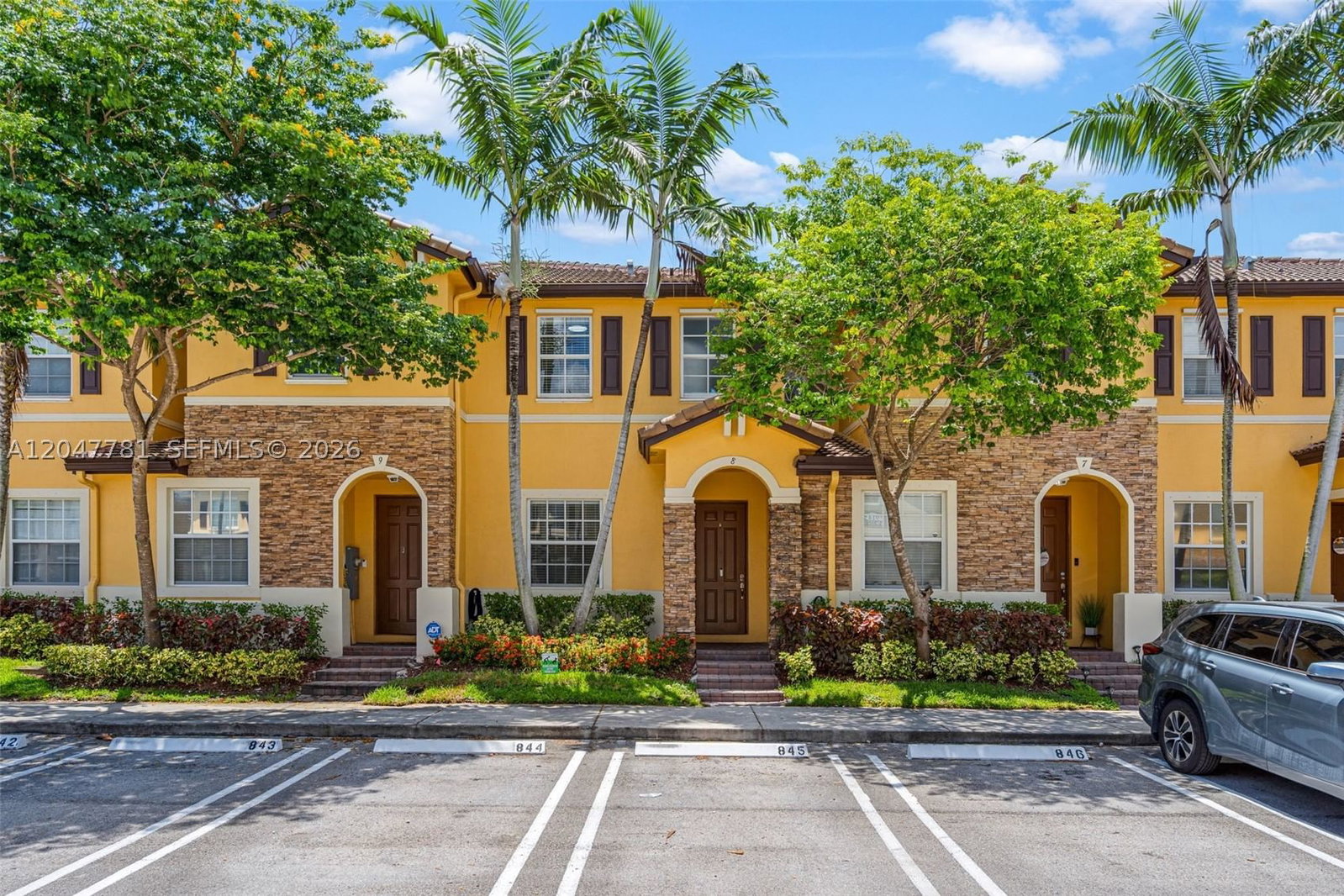 Real estate property located at 9133 227th St #8, Miami-dade, Lakes By The Bay Eve Repl, Cutler Bay, FL