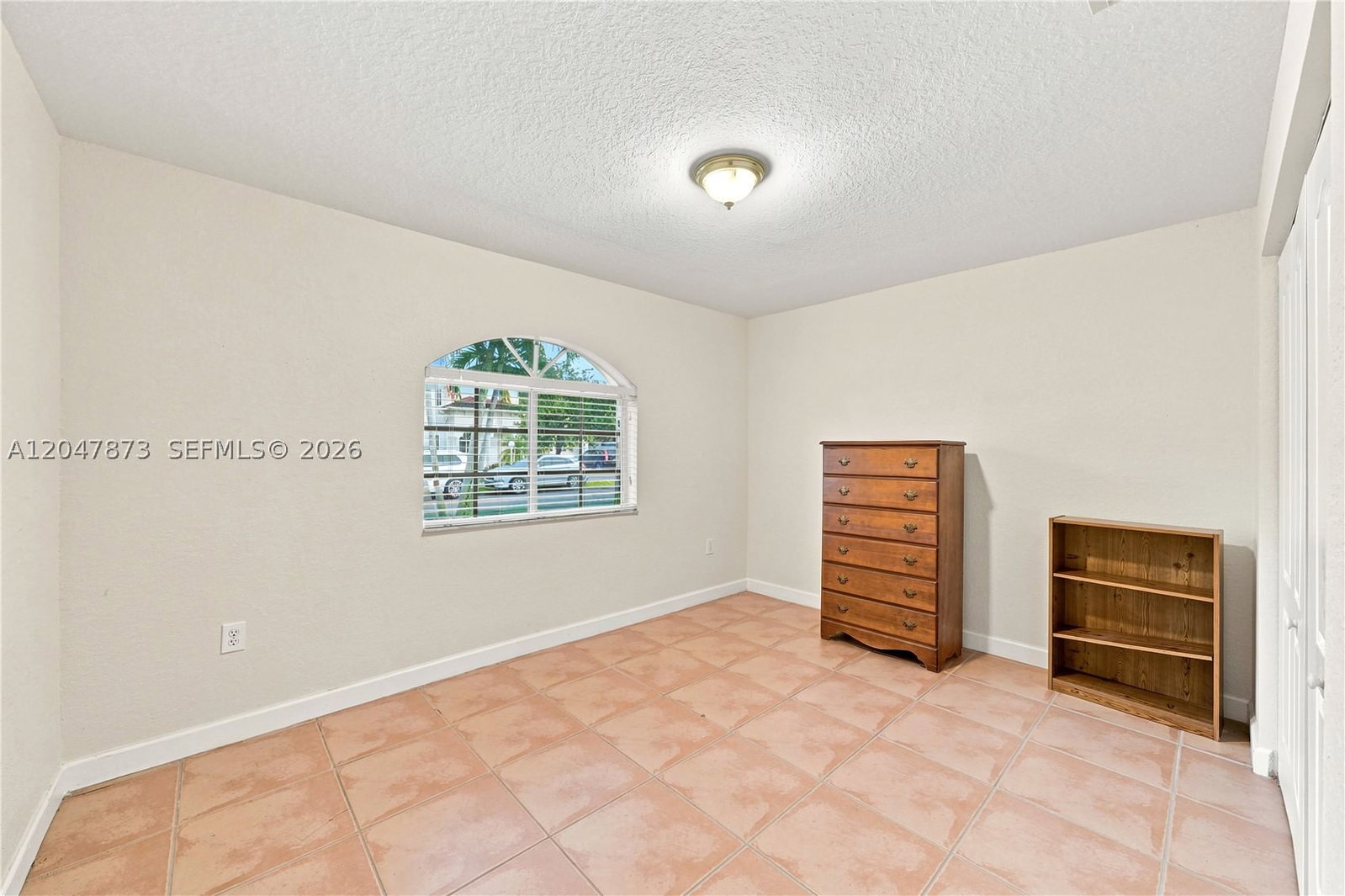 Real estate property located at 15059 33rd Ter, Miami-dade, Kayla S Place, Miami, FL
