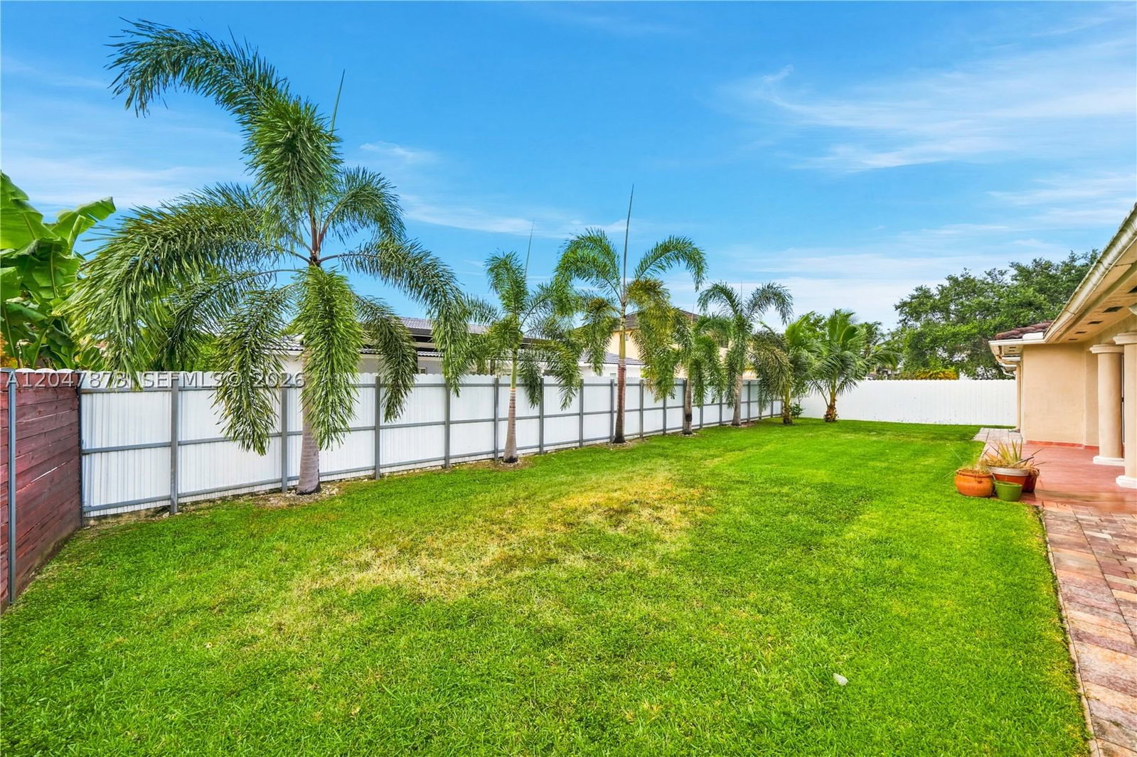 Real estate property located at 15059 33rd Ter, Miami-dade, Kayla S Place, Miami, FL