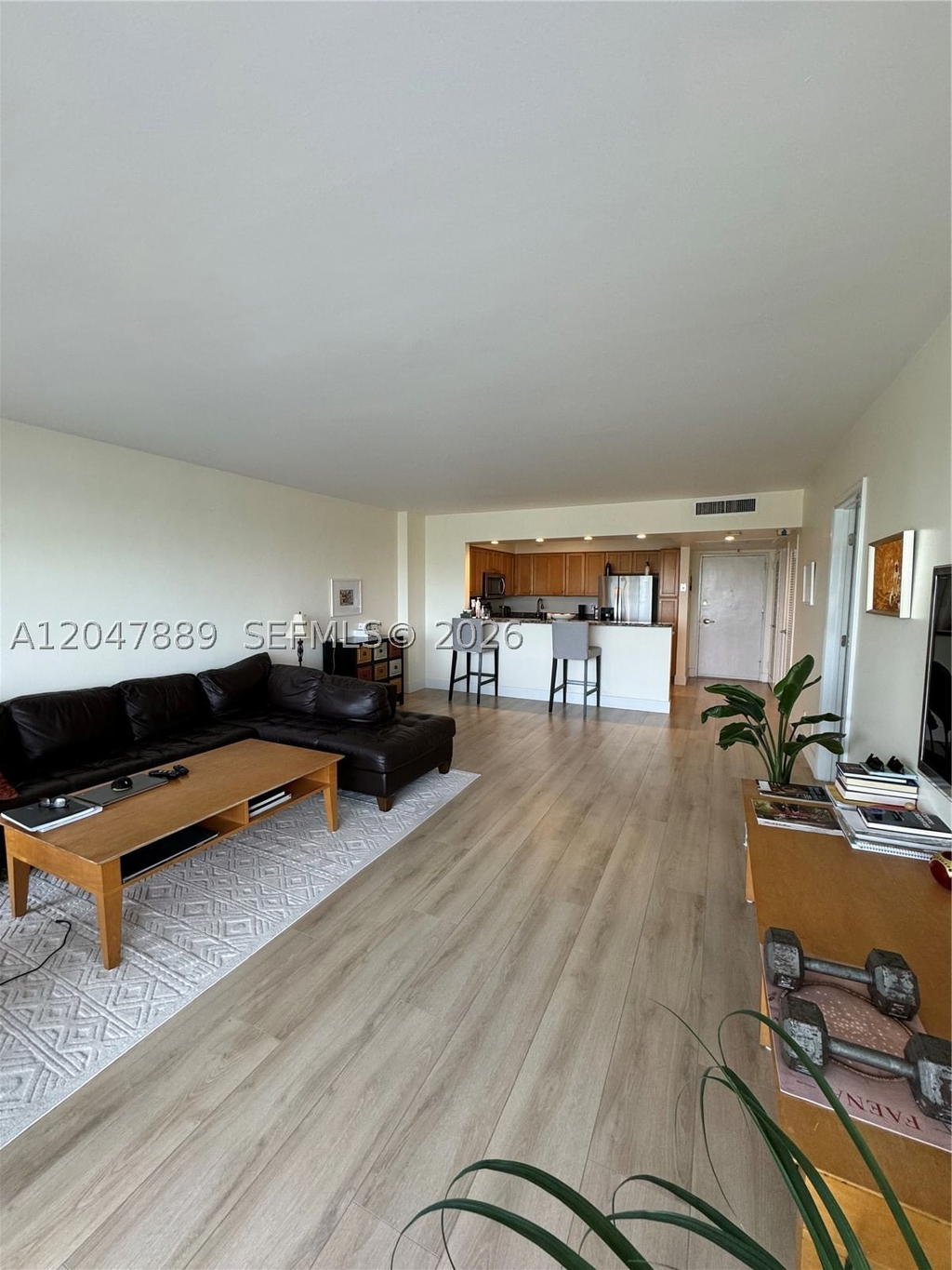Real estate property located at 5700 Collins Ave #6J, Miami-dade, Seacoast 5700 Condo, Miami Beach, FL