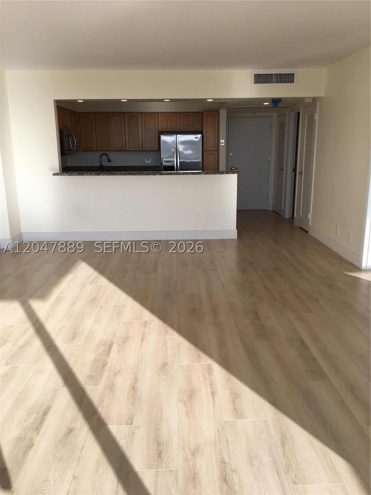 Real estate property located at 5700 Collins Ave #6J, Miami-dade, Seacoast 5700 Condo, Miami Beach, FL