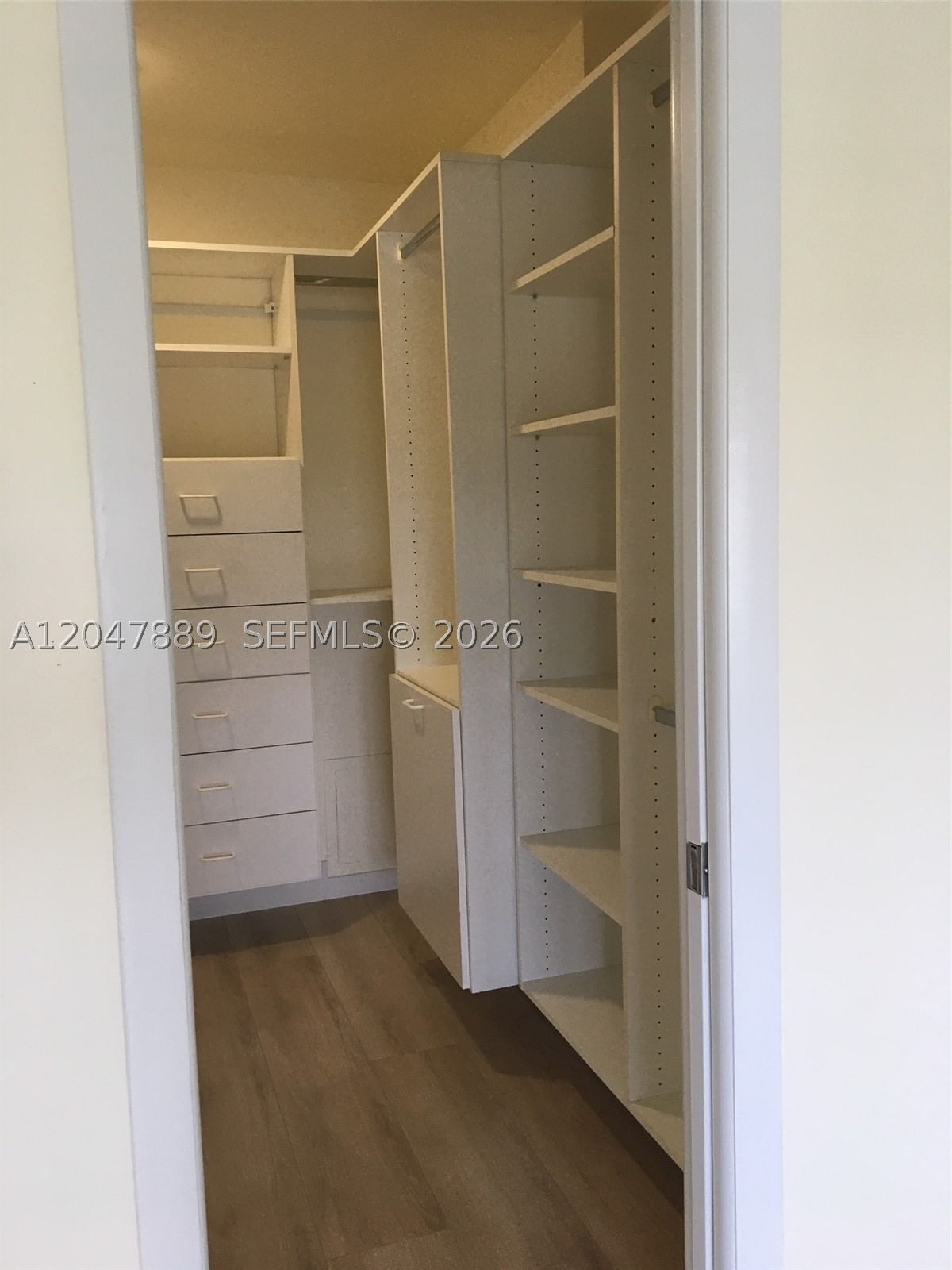 Real estate property located at 5700 Collins Ave #6J, Miami-dade, Seacoast 5700 Condo, Miami Beach, FL