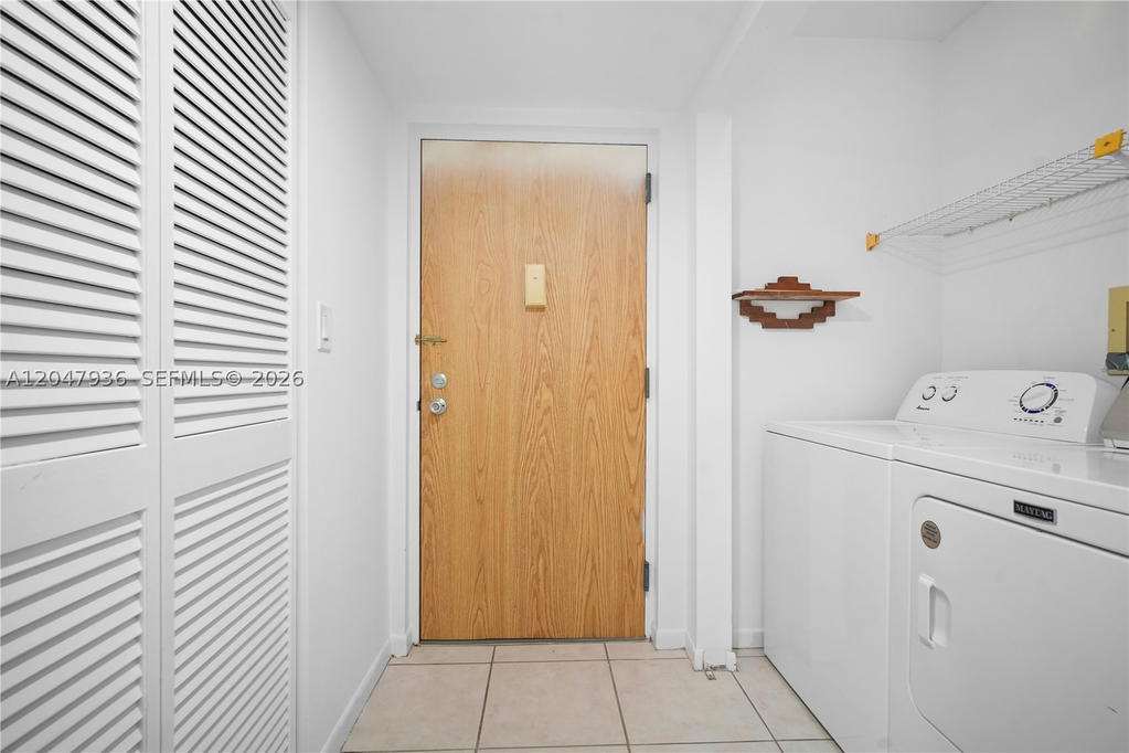 Real estate property located at 1891 61st Ave B215, Broward, Baptist Towers Condo, Hollywood, FL