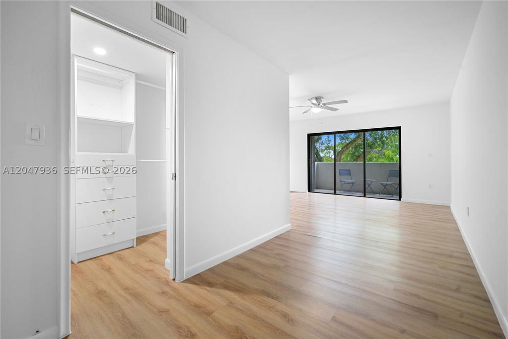 Real estate property located at 1891 61st Ave B215, Broward, Baptist Towers Condo, Hollywood, FL