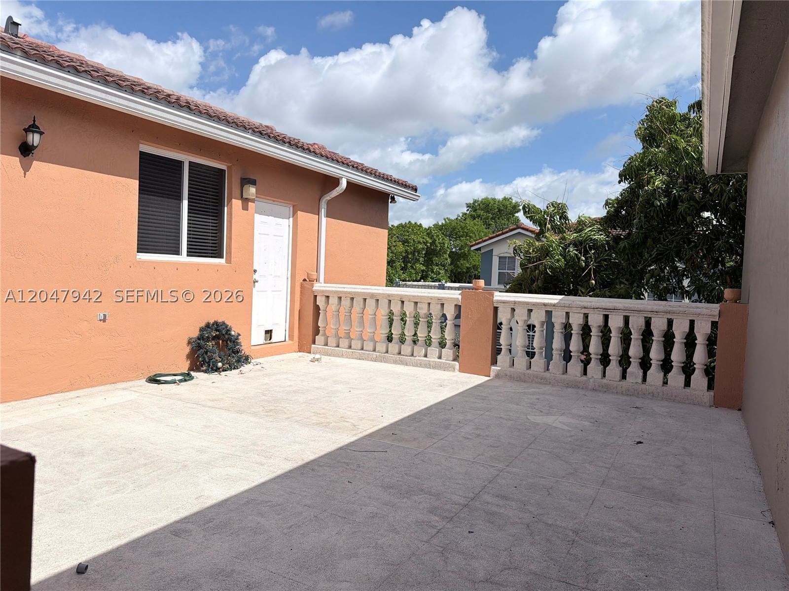 Real estate property located at 10824 51st Ln, Miami-dade, Piazza Vecchia, Doral, FL